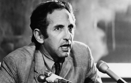 20110405_daniel_ellsberg_w.jpg